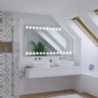 Magnifique miroir sous toit