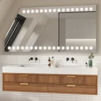 Glace mansarde sous toit