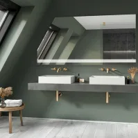 Glace coupé salle de bain grenier