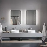 Miroir LED point de la série Stars avec un design moderne et délicat. Parfait