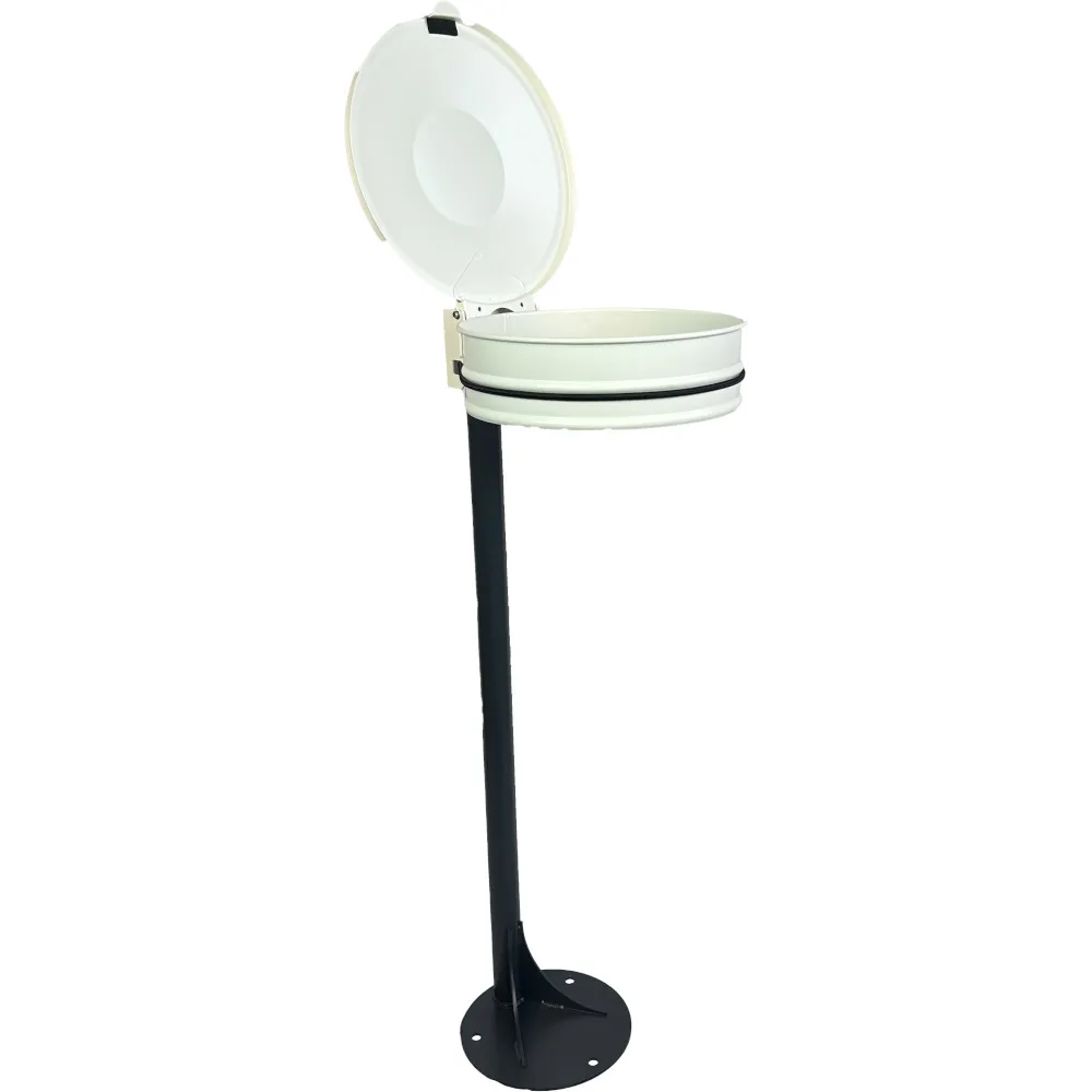 support-sac poubelle blanc sur poteau gris stable