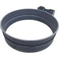 Couronne de support en métal gris pour sacs poubelle.