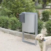 Distributeur sacs canins adaptable facile installation flexibilité signalétique