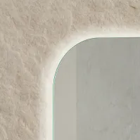 Miroir moderne rétroéclairé pour salle de bain élégante