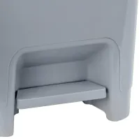 Petite poubelle à pédale