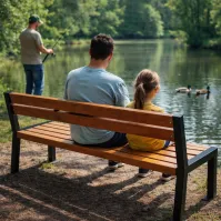 Banc en épicéa avec dossier et structure métal noire 162 cm